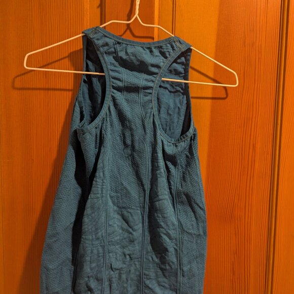 Racerback Workout Top - Picture 3 of 3